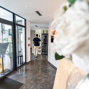 Hotel Santiny